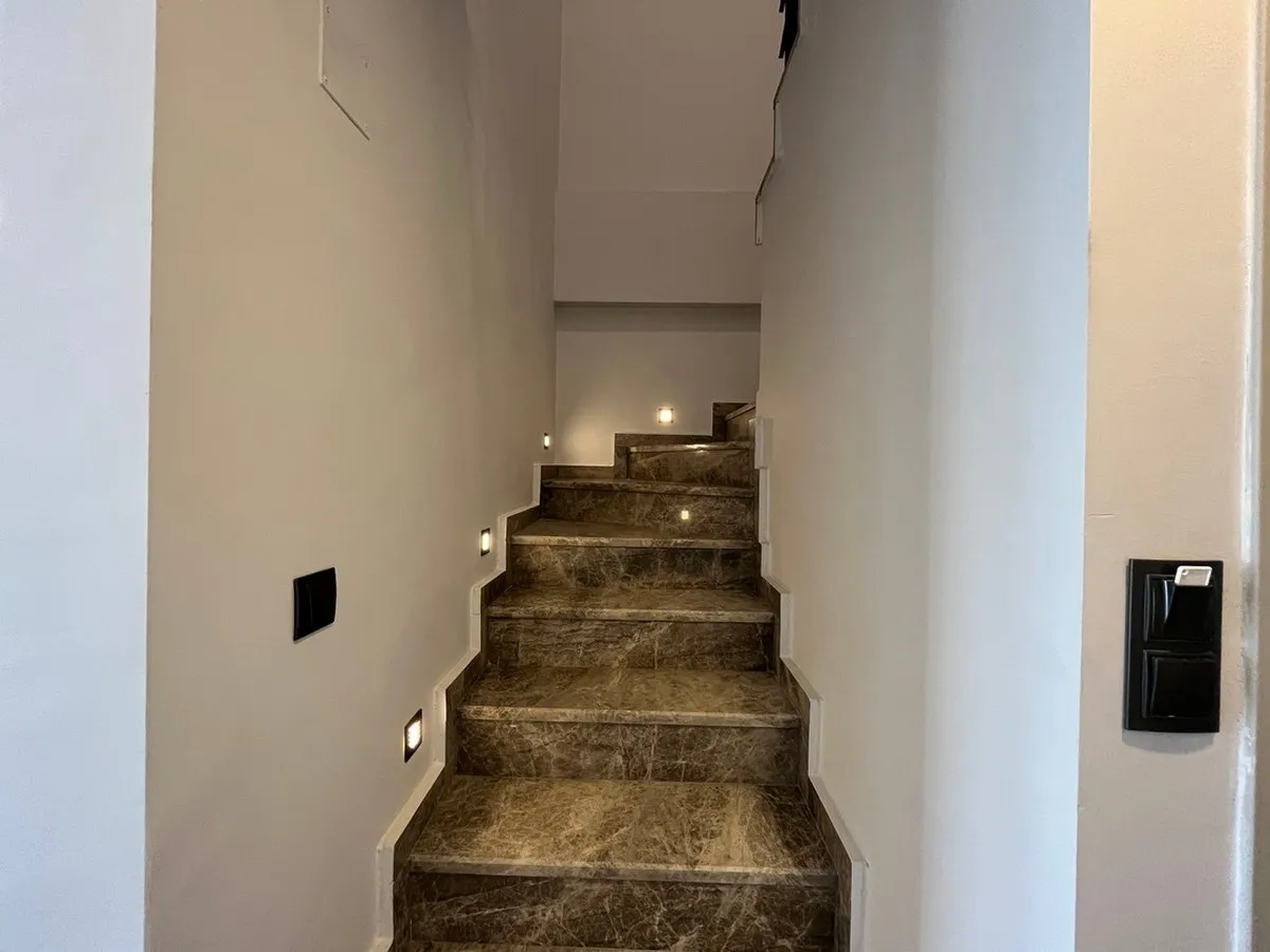 City Blue (17)_resize_result