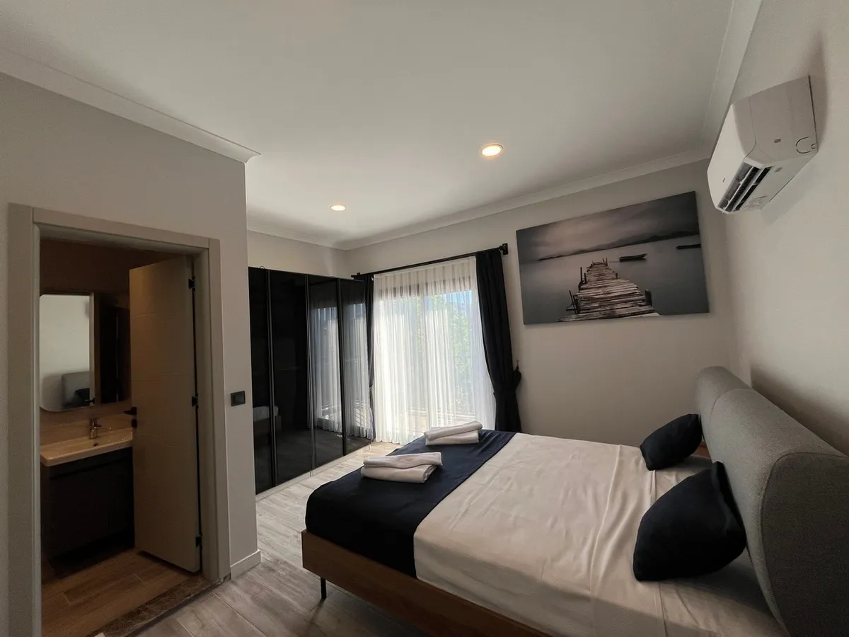 City Blue (19)_resize_result