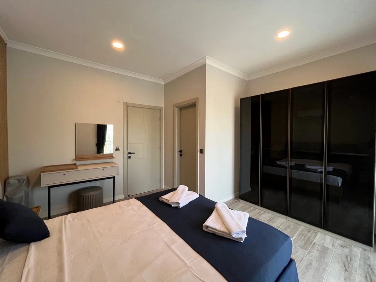 City Blue (22)_resize_result