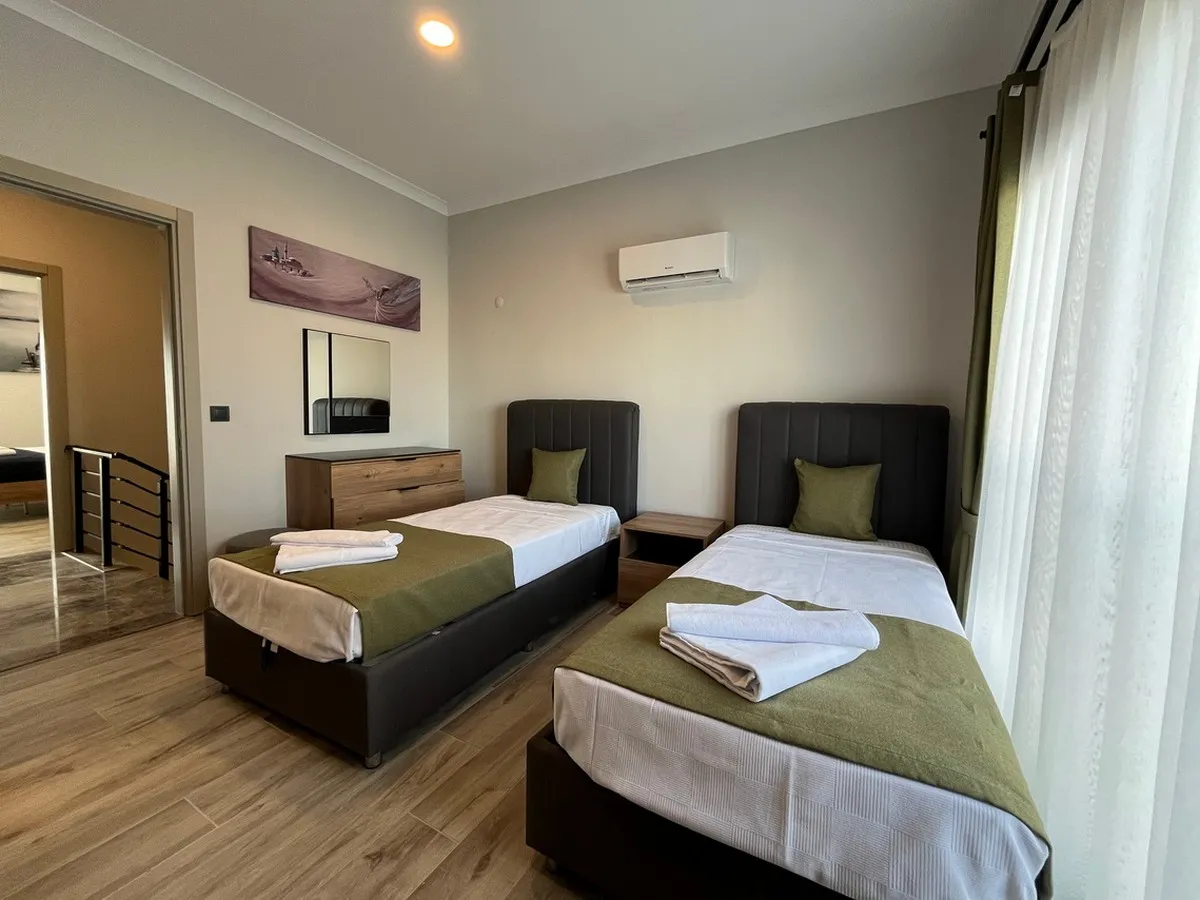 City Blue (31)_resize_result